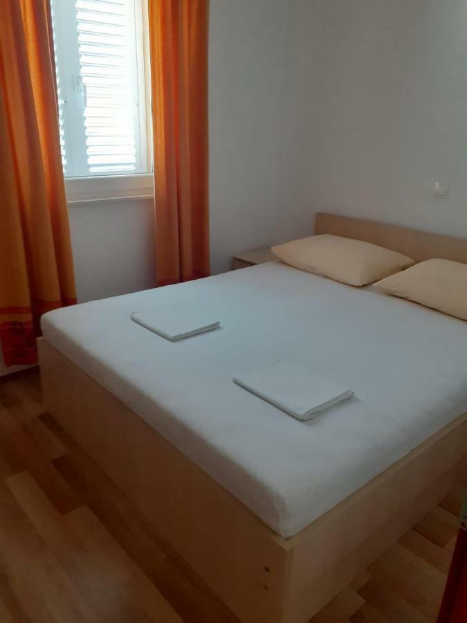 Apartmani Ruza Novalja Eksteriør billede